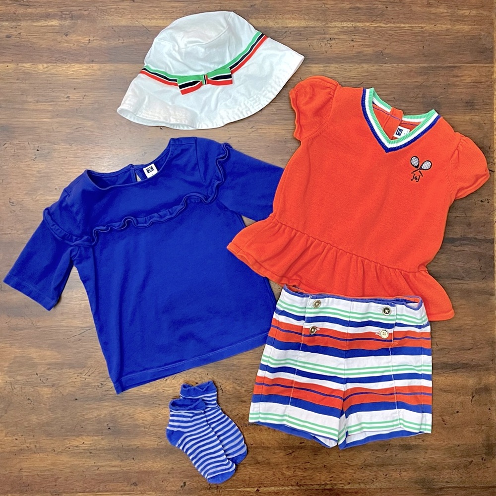 Janie and Jack 5 pc Shorts, Sweater,Top, Hat & Socks Set Sz. 5 EUC Super cute!